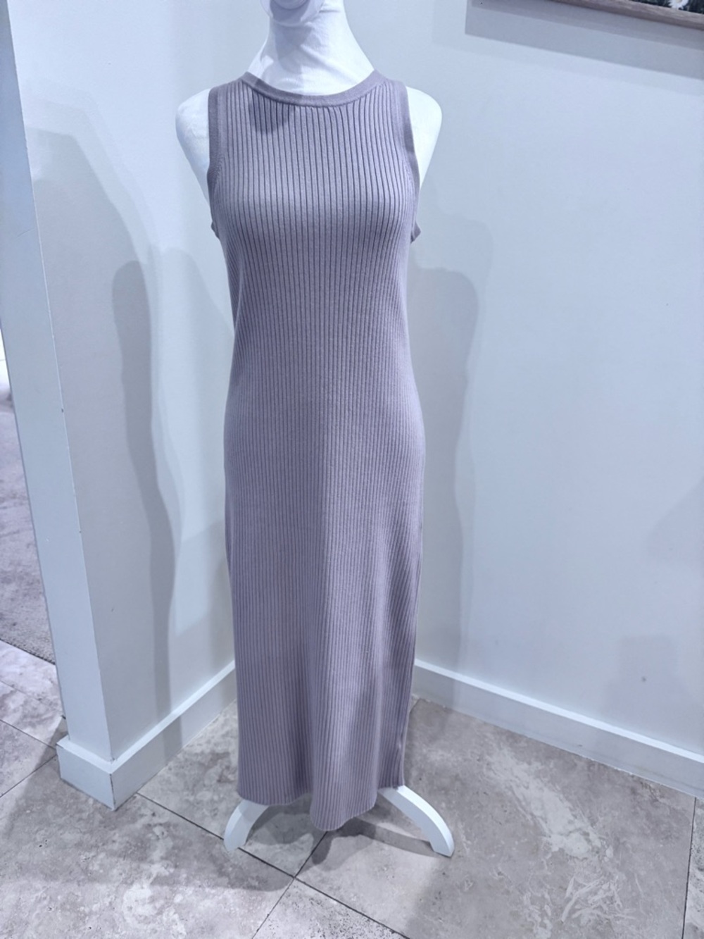 Mod Ref Sleeveless Rib Knit Maxi Dress in grey/taupe, size small